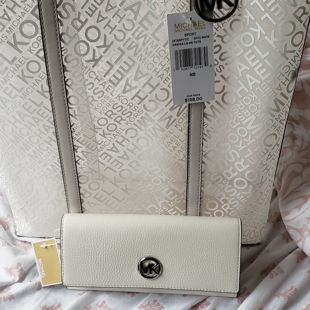 Brand new Michael  Kors Danika handbag w/wallet